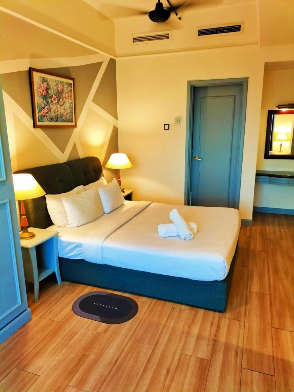 Apartment Sm Service At Times Square Kuala Lumpur