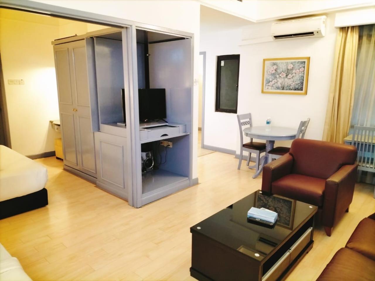 Apartment Sm Service At Times Square Kuala Lumpur